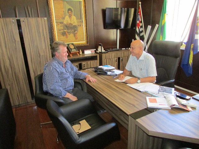 Sindicato dos Ferroviários faz visita ao Vereador Chediek