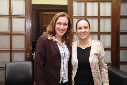 Juliana Damus apresenta sugestão de projeto à Deputada Márcia Lia