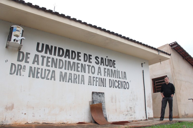 Simioni flagra mais obras paradas e prédios aguardando inauguração