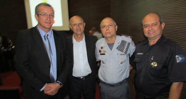 Chediek participa de solenidade de aniversário do 13º BPMI