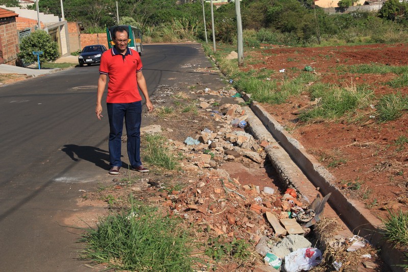 Pastor Raimundo apura denúncias no Adalberto Roxo e Cambuí (Com vídeo)