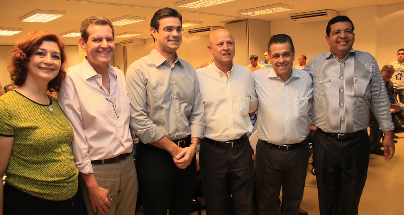Vereadores participam de encontro regional  com o secretário da Habitação Rodrigo Garcia