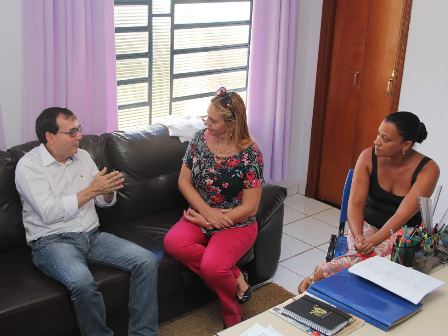 Gerson confere merenda no CEC do Jardim Pinheiros