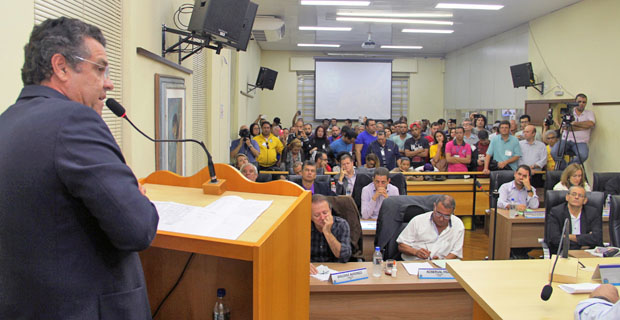 Por 11 a 6, Câmara Municipal rejeita projeto da venda do imóvel do antigo pronto socorro do Melhado (com vídeo)