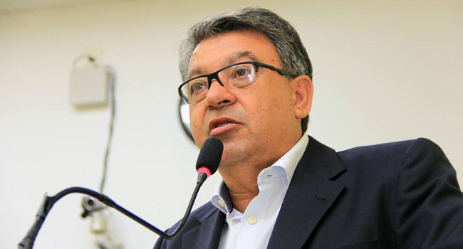Tenente Santana propõe ‘força-tarefa’ para enfrentar déficit de exames na Saúde