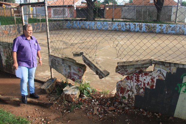 Moradores do Jardim Martinez buscam solução para diversos problemas