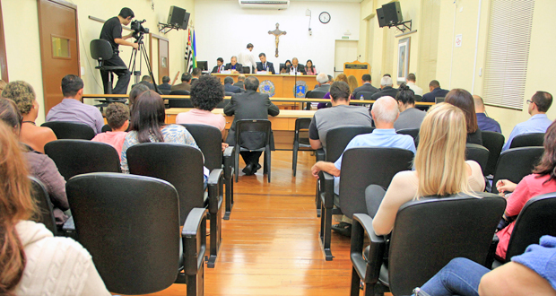 Projeto substitutivo inclui benefício de plano de saúde aos funcionários da Gota de Leite