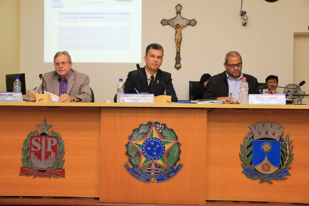 Câmara Municipal aprova projeto sobre pagamento de diárias de viagens a servidores públicos e agentes políticos