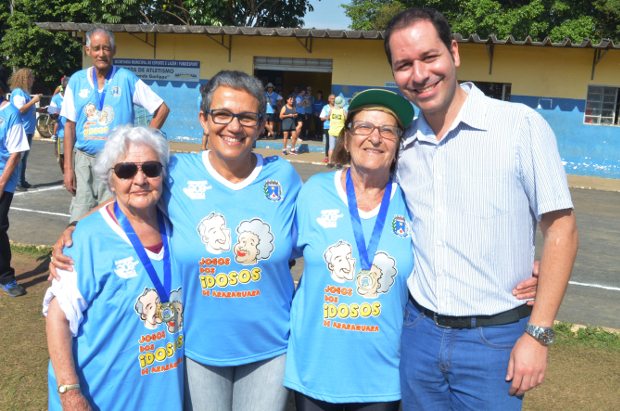 Roger Mendes acompanha Jogos Municipais do Idoso