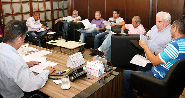 Recursos de Emendas Parlamentares e outros projetos são avaliados em reunião de vereadores