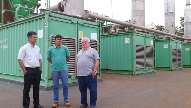 Yashuda e Porsani visitam aterro de Guatapará e defendem fortalecimento da coleta seletiva