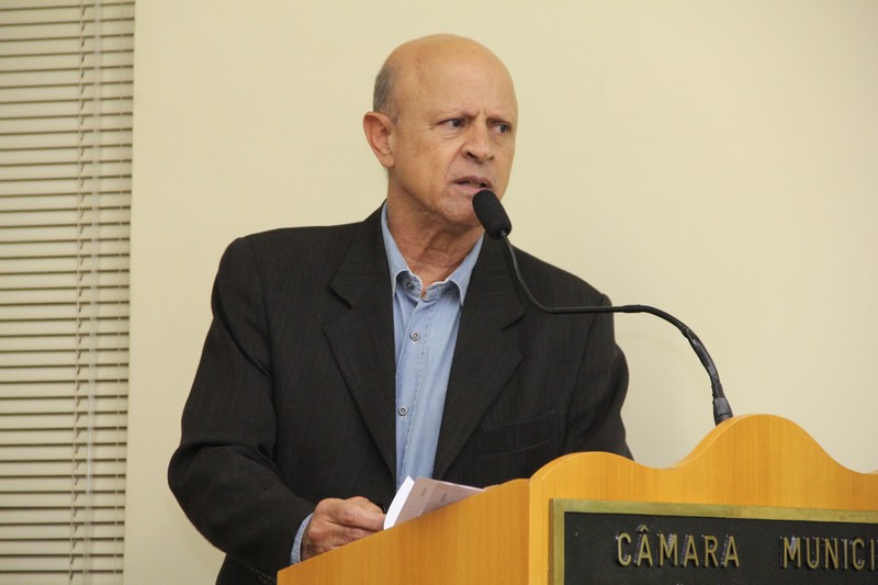 Chediek pede informações à Prefeitura sobre reforma de campos de futebol