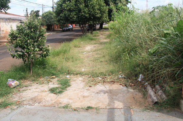 Rafael de Angeli ouve moradores do Jardim Higienópolis e do Martinez