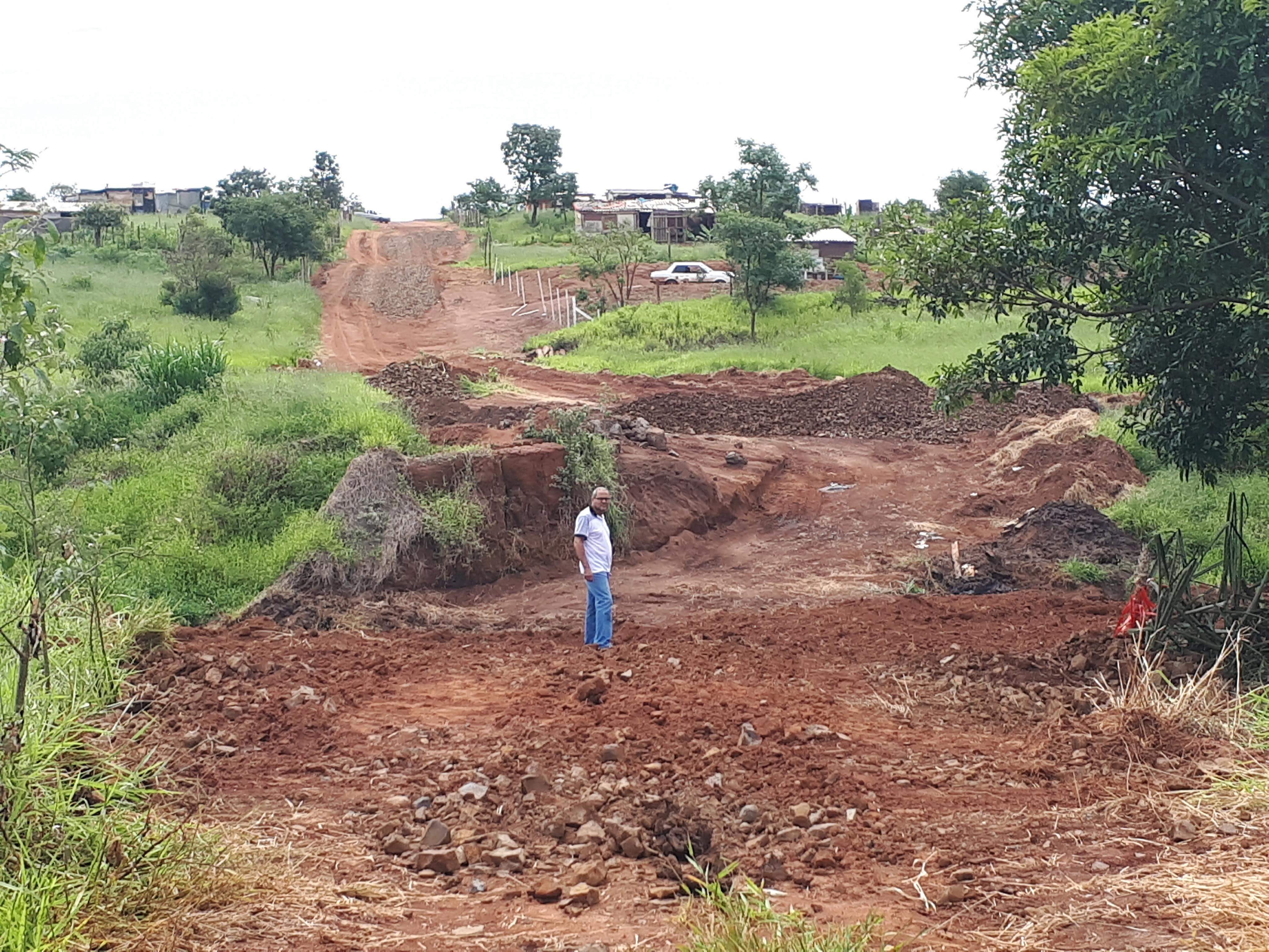 Edio Lopes vistoria início das obras de recuperação de pontes do Assentamento Monte Alegre