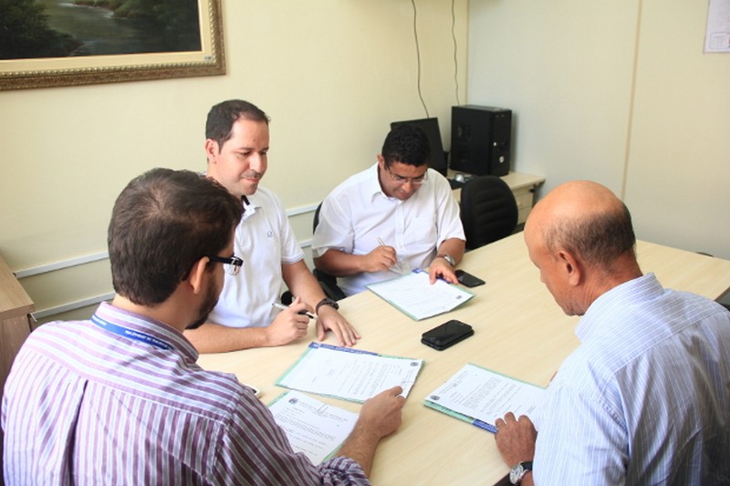 Comissão se reúne antes da primeira Sessão Ordinária de 2018