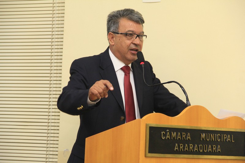 Santana sugere a utilização de policiais militares para fiscalização no Pinheirinho e nas UPAs