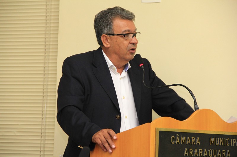 Tenente Santana cobra volta de órgãos públicos ao Distrito da Vila Xavier