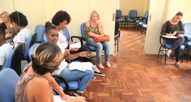 Comissão para Pessoas com Deficiência Auditiva discute pautas para cultura e lazer