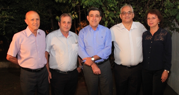Vereadores acompanham lançamento de livro sobre os 60 anos da CTA