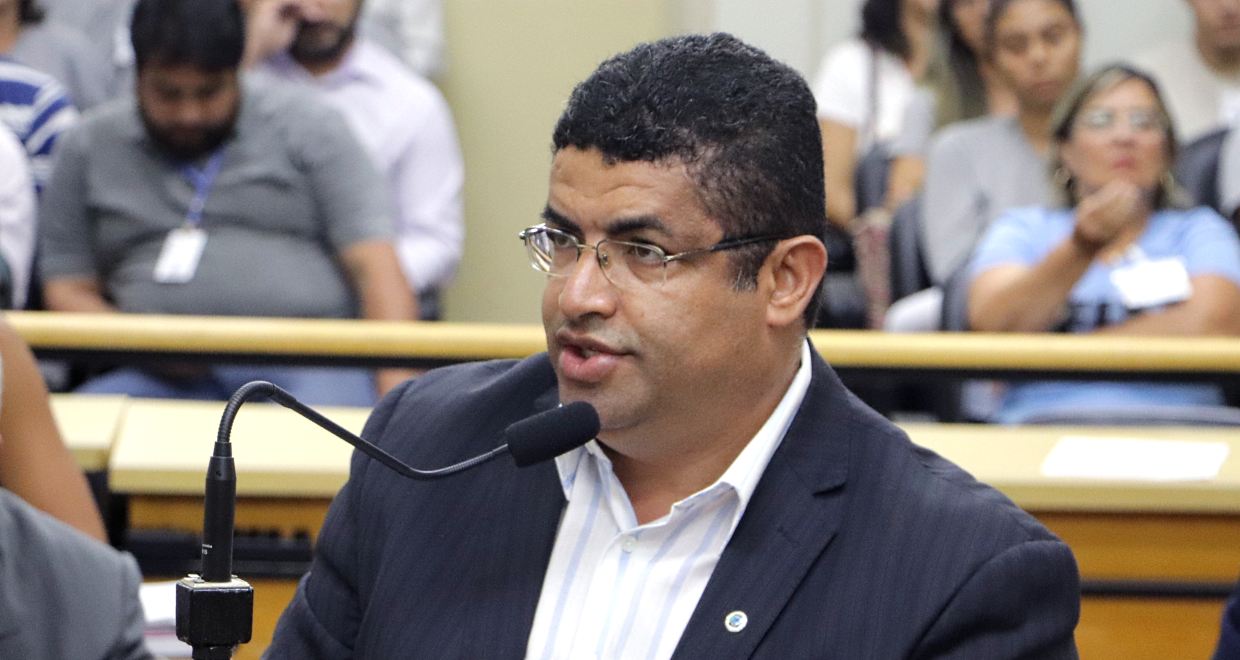 Câmara Municipal aprova regras para colocação de vasos em cemitérios