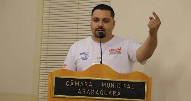 Orador fala de pressão e opressão a motoristas de empresa do transporte público