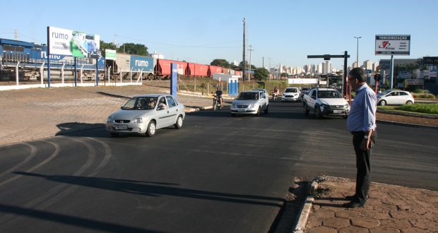 População pede sinalização e zeladoria em vias de grande movimento