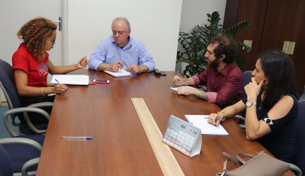 Inserção de egressos no mercado de trabalho é tema de reunião