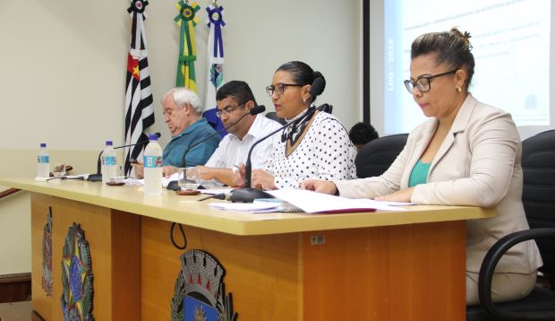 Educação, Assistência Social, Controladoria e Câmara apresentam programas e previsão de gastos para 2020