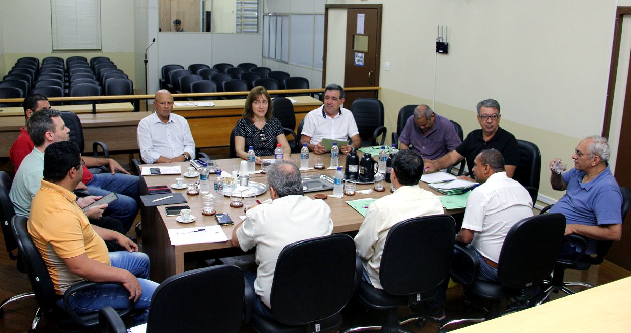 Câmara analisa proposta para programa de regularização tributária