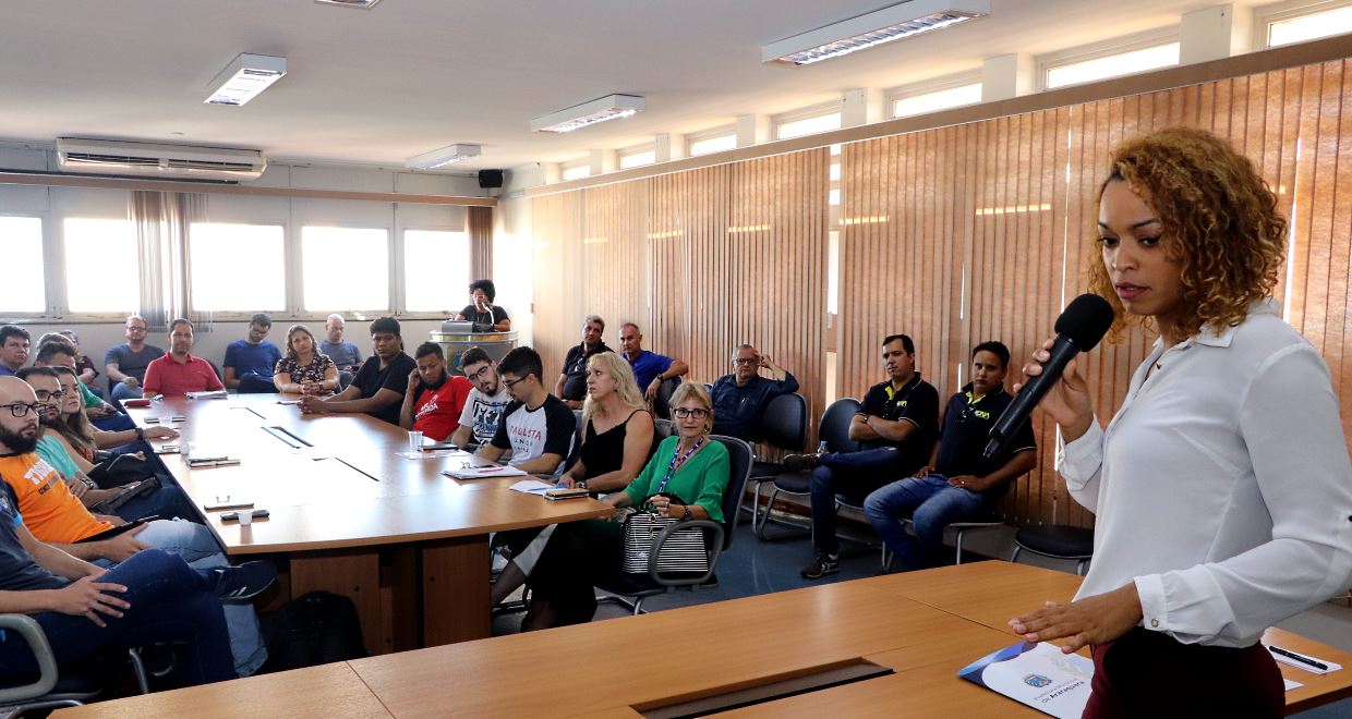 Toma posse comissão que vai ajudar na organização de jogos universitários na cidade