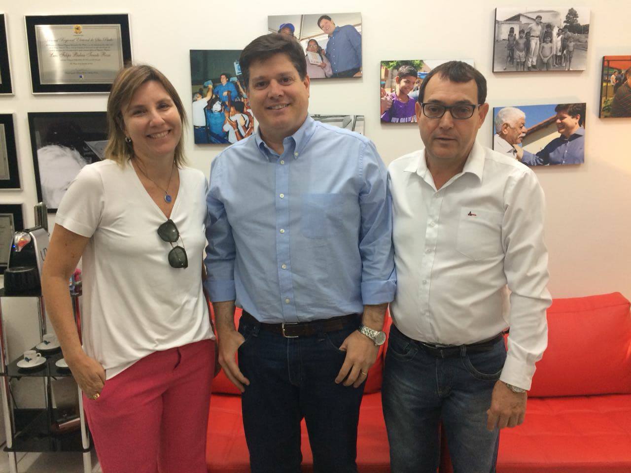 Oficina das Meninas conquista R$ 100 mil para aquisição de bens