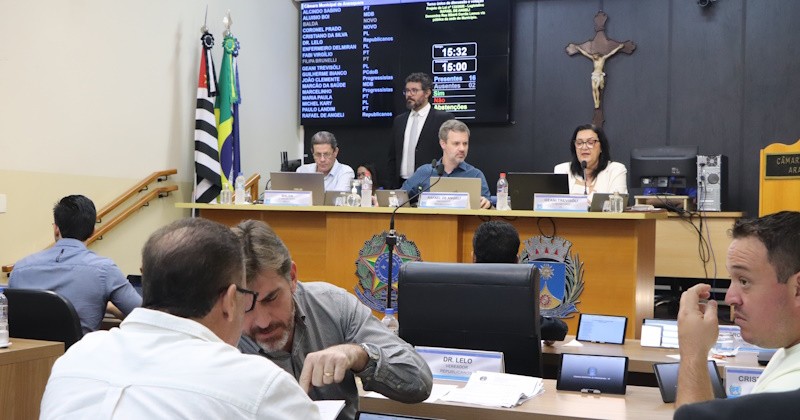 Sessão Ordinária da Câmara aprova oito projetos nesta terça-feira (14)