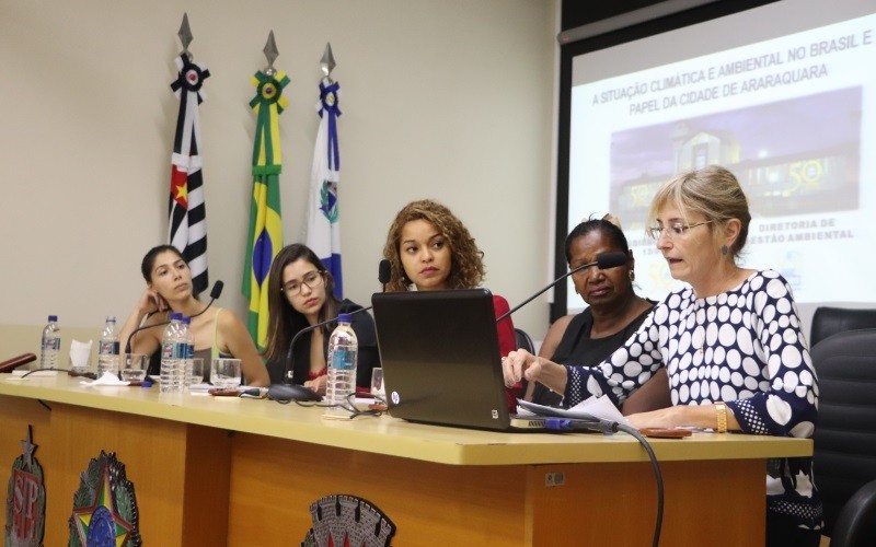 2019917_Abre - Thainara Faria - Audiencia Publica Clima - (14)
